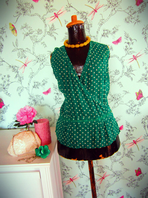 Halenka dots&green — foto 1