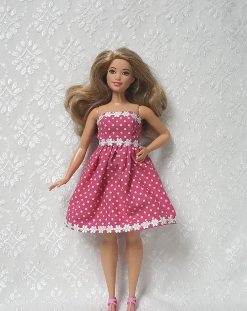Šaty pro Barbie 2016 - baculku — foto 1