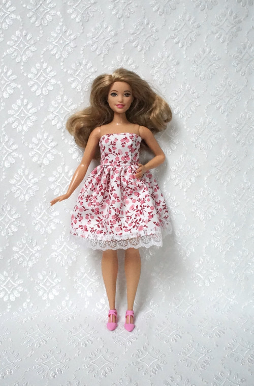 Šaty pro Barbie 2016 - baculku — foto 1