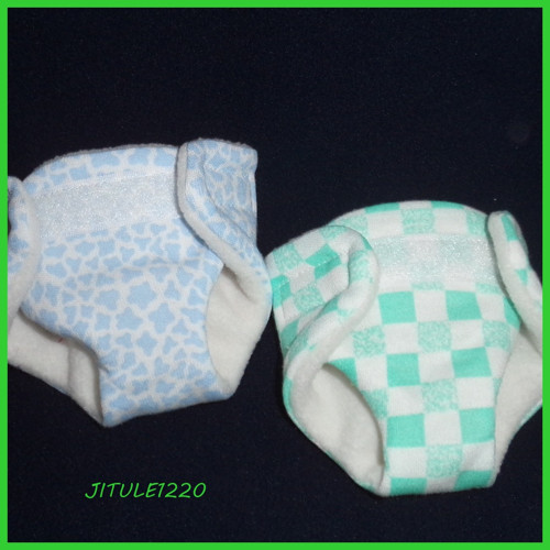 Oblečky na panenku 28 cm — foto 1