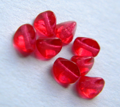 Pohanka ostře růžová - skl.korálky 5x4 mm- 70 ks