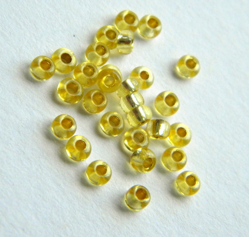 Rokajl Preciosa zlato-žlutý 2,8 mm - 20 g