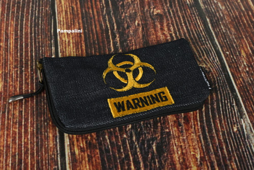 Obal na telefon s výšivkou - Biohazard — foto 1