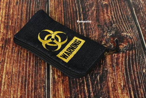 Obal na mobil s výšivkou - Biohazard