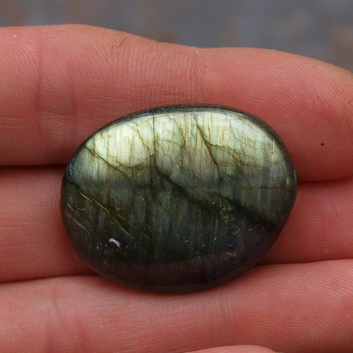 Labradorit, placka 32 x 26mm — foto 1