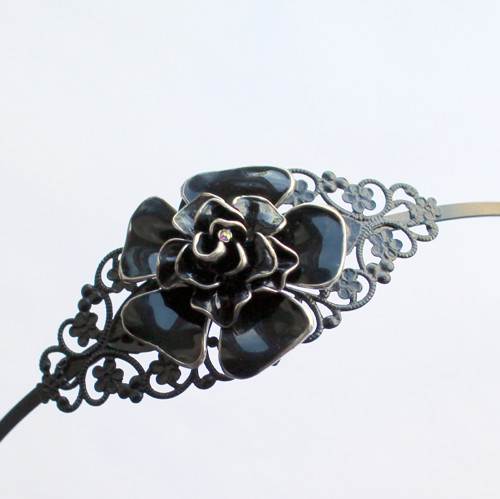 Black rose - čelenka — foto 1