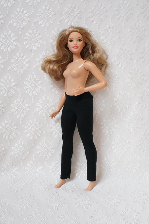 Leginy pro Barbie 2016 - curvy - baculku — foto 1