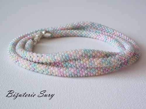True colors like a rainbow - háčkovaný náhrdelník — foto 1