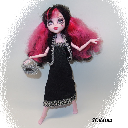 Sada oblečků PRAIA pro panenky Monster High 4 ks