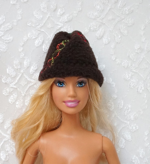 Čepice pro Barbie — foto 1