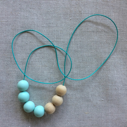 Kousací Korále - Mint / Natural — foto 1