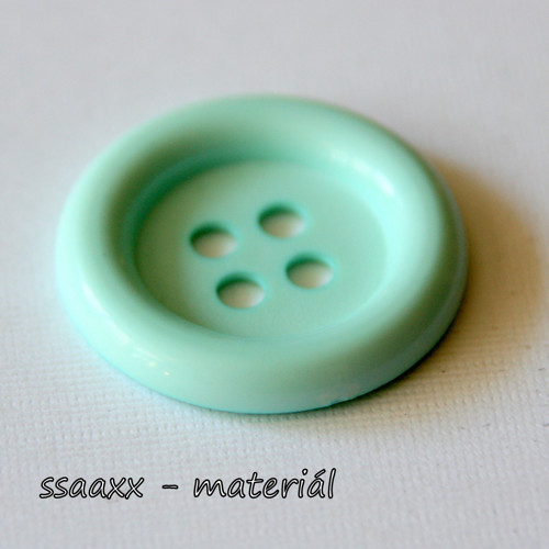 Plastový knoflík ~ 33 mm ~ mentolový — foto 1