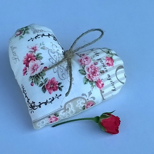 Rose - srdíčko — foto 1