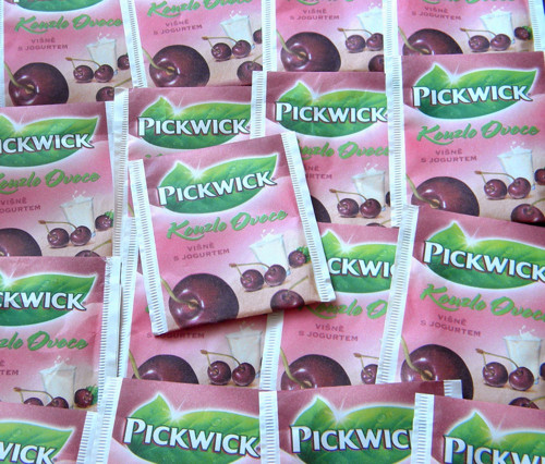 Čajové sáčky Pickwick - Višně s jogurtem - 24 ks