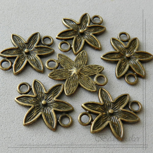 Konektor Květina 18x16 mm - 2 ks