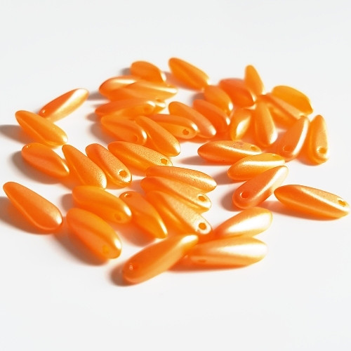 Jazýčky, oranžová matná, 10x3 mm, 40 ks