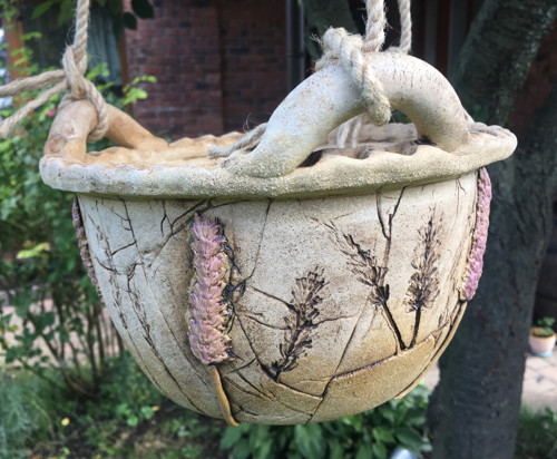 Závěsný květník levandule — foto 1