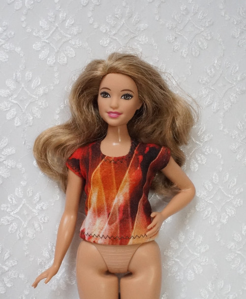 Tričko pro Barbie 2016 - curvy - baculku — foto 1