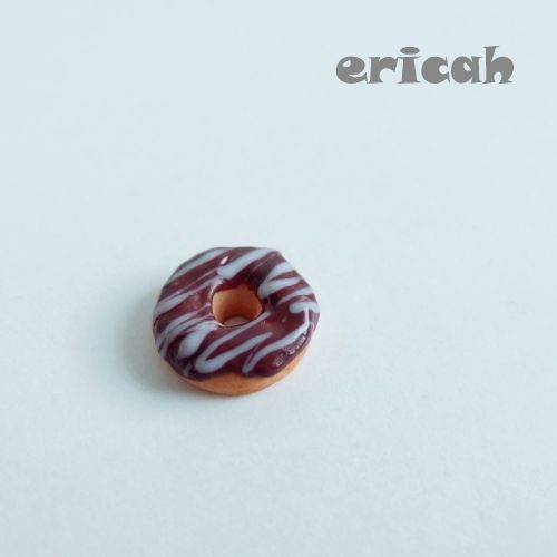Donut malý čokoládový 2 (1 ks) — foto 1