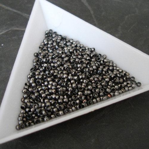 Zamačkávací rokajl 2mm kulatý - gunmetal - 1g