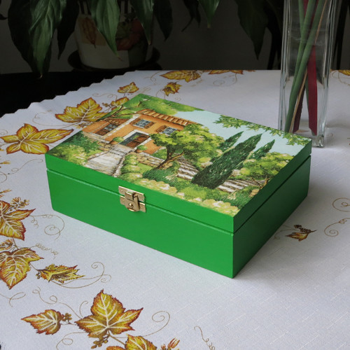 Krabička se šesti přihrádkami — foto 1