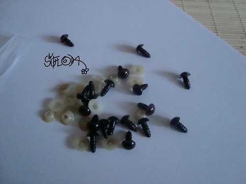 Bezpečnostní oči hnědé - 8 mm — foto 1