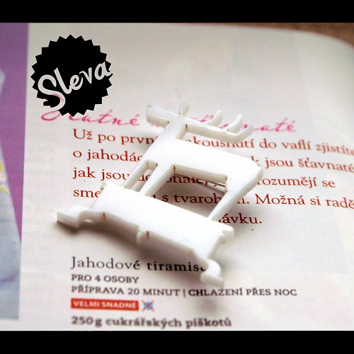 Socha karla ve slevě — foto 1
