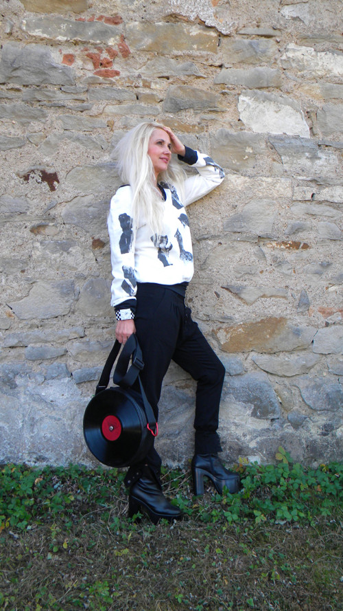Tričulo Č+B — foto 1