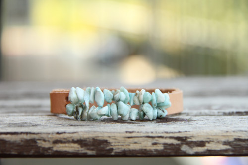 Kožený cuff náramok larimar — foto 1