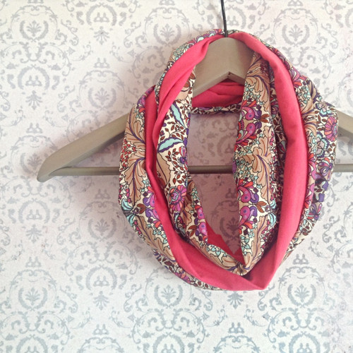 No. 2 - nákrčník — foto 1
