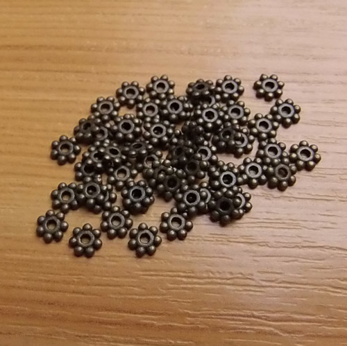 Vločka - 4mm - starobronz - kov — foto 1