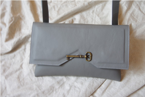 Key in grey II. — foto 1