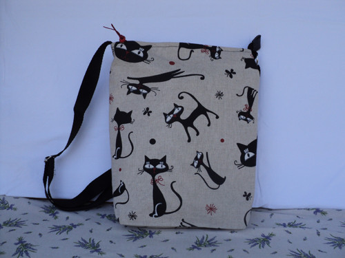Režná kočičí crossbody — foto 1