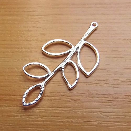Větvička - 19 x39mm — foto 1