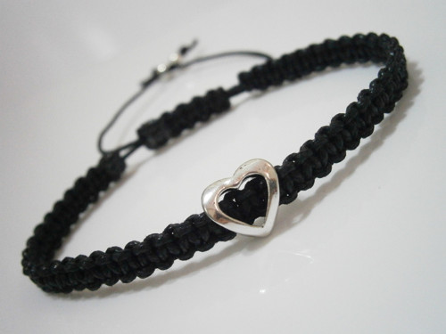 Náramek se srdíčkem (macramé) - Unisex — foto 1