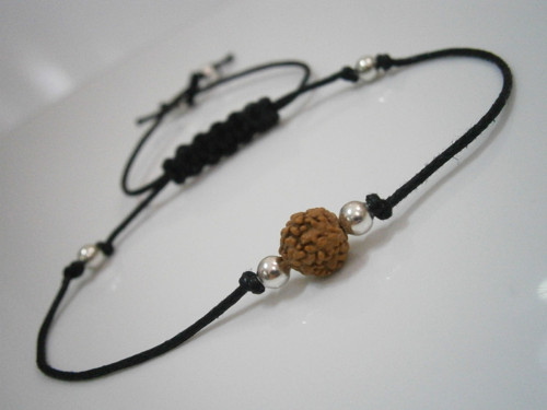 "Rudraksha" - náramek (Unisex) — foto 1