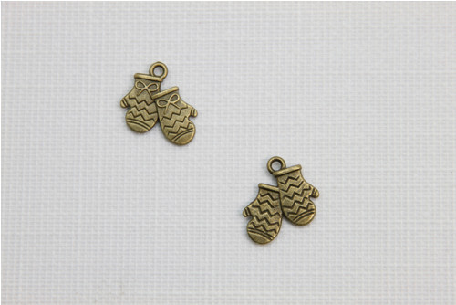 Přívěsek rukavice 12x15 mm (po 2 ks)