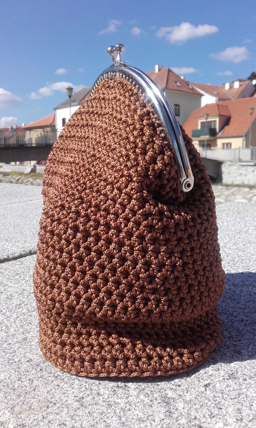 Malá kabelka rámečková "hnědá.."