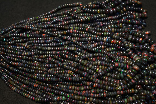 AKCE Ethiopský černý opál 2,5-3,5mm/10ks — foto 1