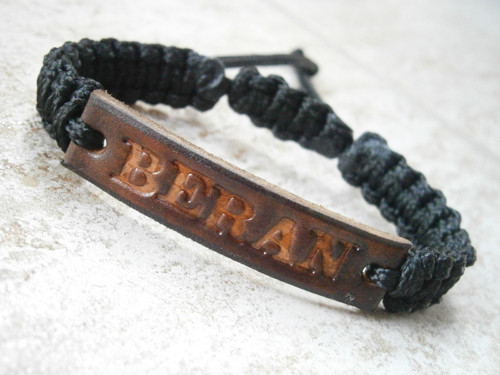 Náramek-"Beran"- znamení zvěrokruhu(kůže) - Unisex