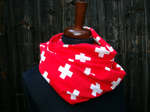 Save me - red white — foto 1