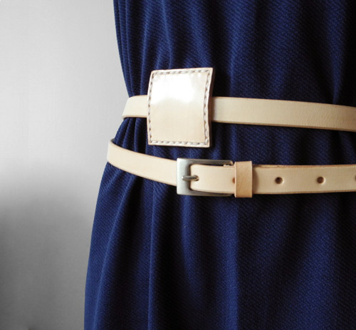 Cloé- 2x obtočený s design. čtvercem — foto 1