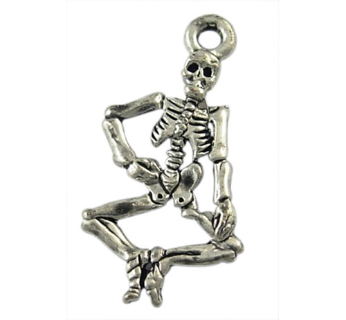 Přívěšek kostlivec/ ant.stříbro / 26x13mm
