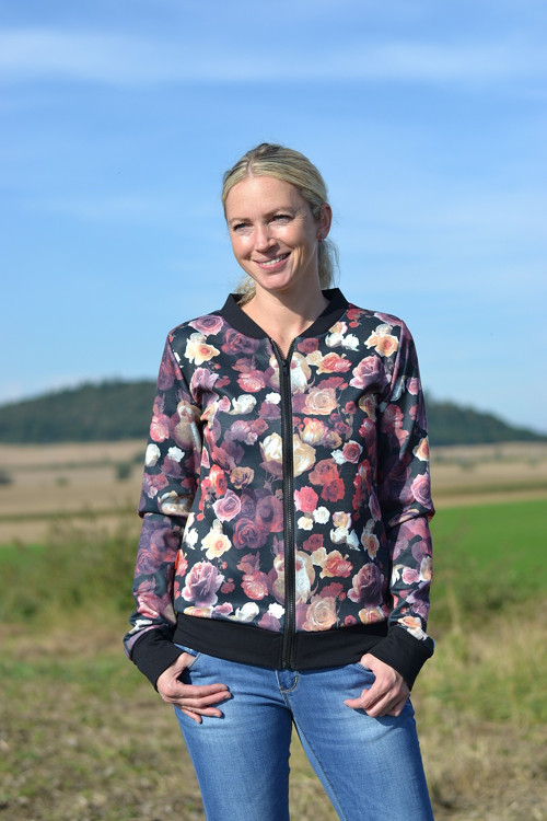 Kytkovaná mikina — foto 1