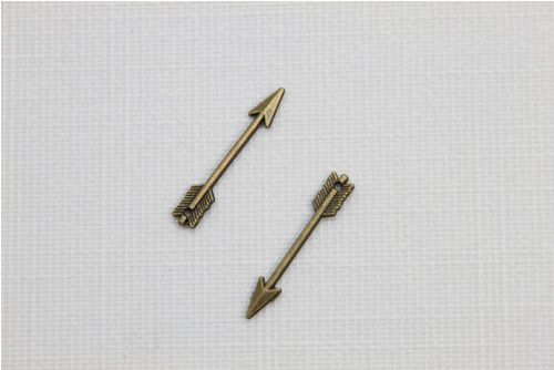 Přívěsek šíp 30mm (po 1 ks)