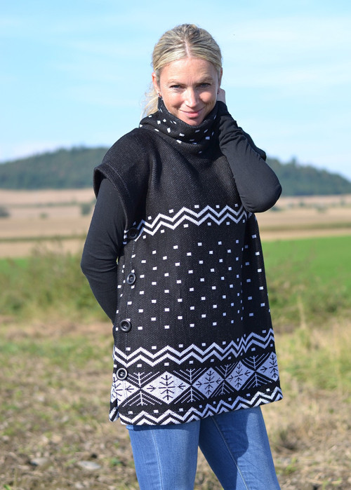 Černé pončo — foto 1