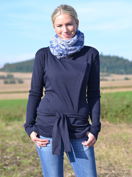 Modrý svetr — foto 1
