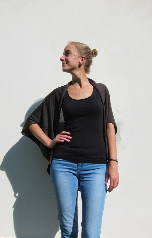 Svetřík hnědá — foto 1