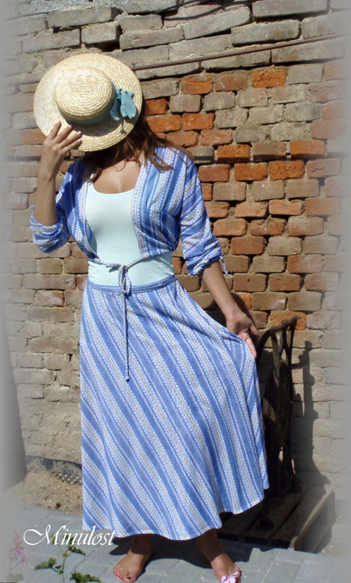 Sukně a bolerko sleva z 166.- — foto 1