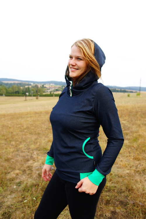 Černá mikina XL — foto 1